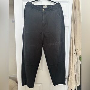 Everlane Black tapered trousers
